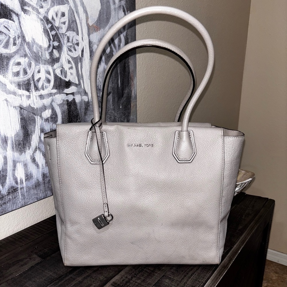 Michael Kors Mercer Satchel Tote Luggage Taupe Brown Large purse Bag Zipper​​​
